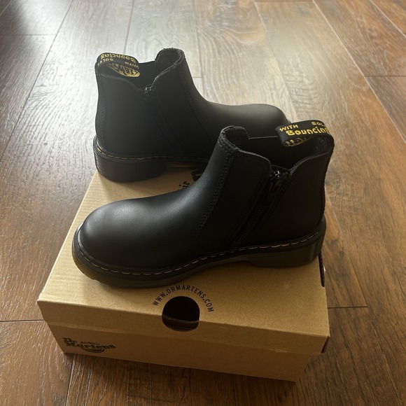 Dr. Martens Kid's Collection 2976 Junior Chelsea Boot (Little Kid/Big Kid) Sz 13 - Picture 11 of 11